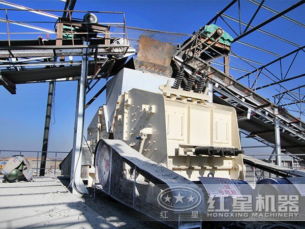 河南500t/h青石破碎生產線現場圖2 河南500t/h青石破碎生產線現場圖2