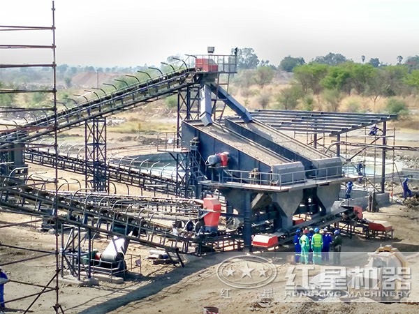 河卵石、青石破碎生產線現場1 河卵石、青石破碎生產線現場1