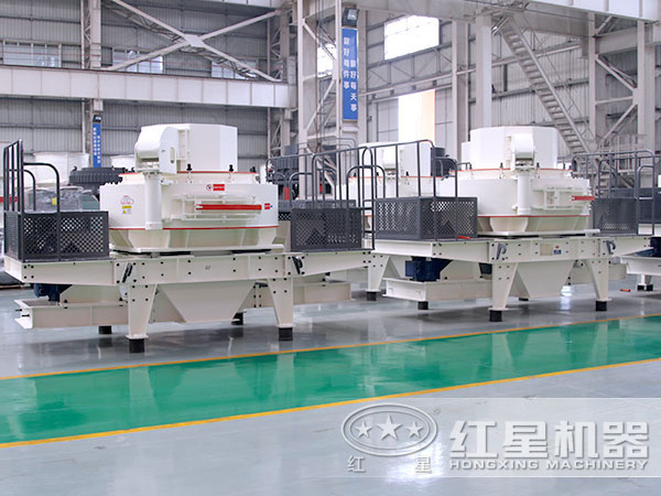 時產(chǎn)200噸青石制砂機(jī) 時產(chǎn)200噸青石制砂機(jī)