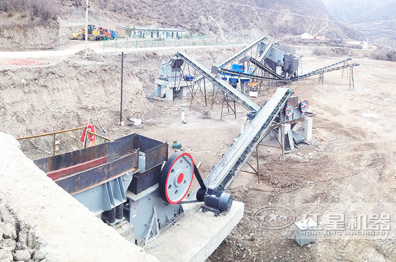 石子破碎成沙生產(chǎn)現(xiàn)場 石子破碎成沙生產(chǎn)現(xiàn)場