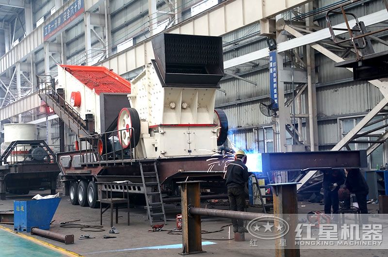 時(shí)產(chǎn)150噸建筑垃圾移動(dòng)破碎機(jī)，可定制