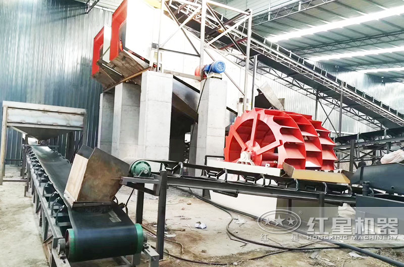 陜西西安河卵石制砂生產(chǎn)線現(xiàn)場 陜西西安河卵石制砂生產(chǎn)線現(xiàn)場