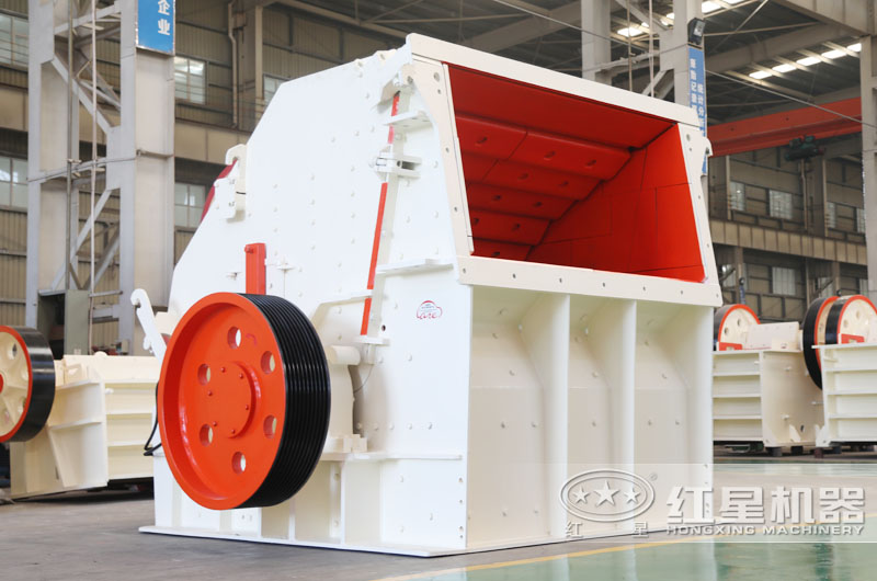 中細(xì)碎反擊式破碎機 中細(xì)碎反擊式破碎機