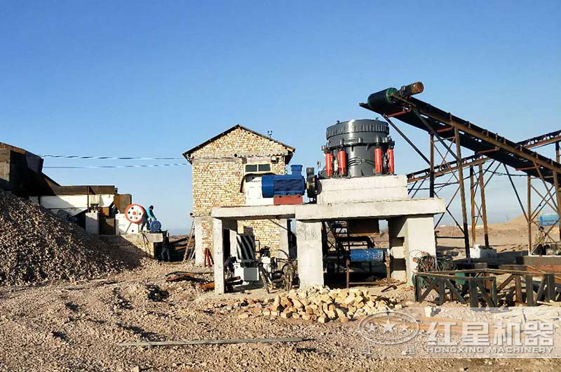 石頭粉碎機作業現場圖片 石頭粉碎機作業現場圖片