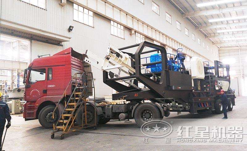 新一代移動(dòng)碎石機(jī)發(fā)貨 新一代移動(dòng)碎石機(jī)發(fā)貨