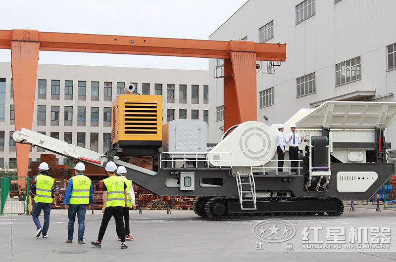 客戶來廠考察,準(zhǔn)備咨詢 客戶來廠考察,準(zhǔn)備咨詢