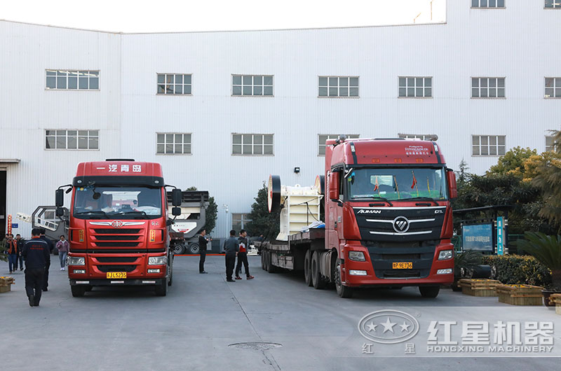 全套破碎機設備發(fā)貨 全套破碎機設備發(fā)貨