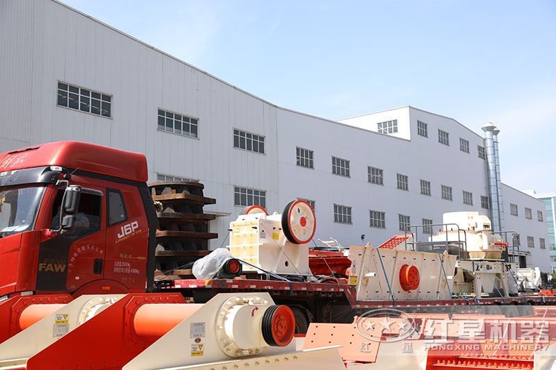 鄂式碎石機發(fā)貨實拍 鄂式碎石機發(fā)貨實拍