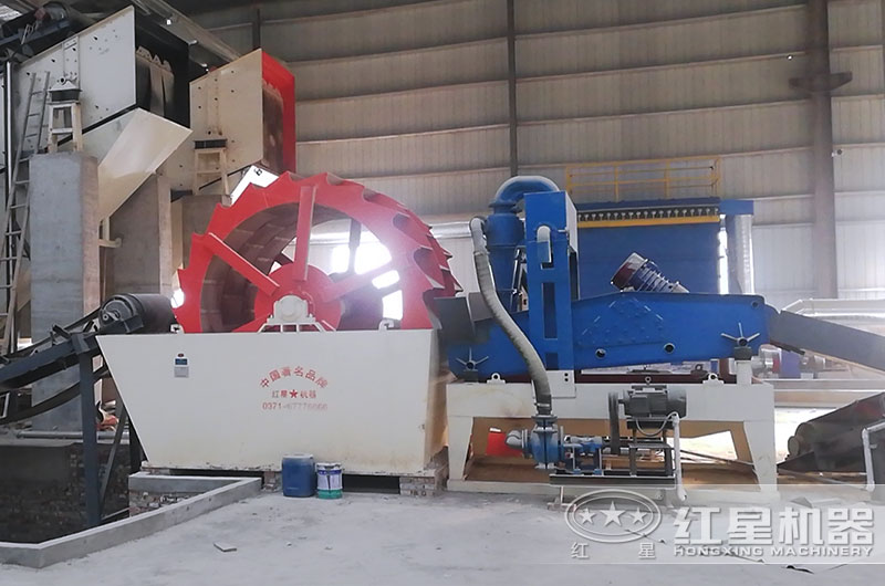 輪式洗砂機(jī)工作現(xiàn)場實拍圖 輪式洗砂機(jī)工作現(xiàn)場實拍圖