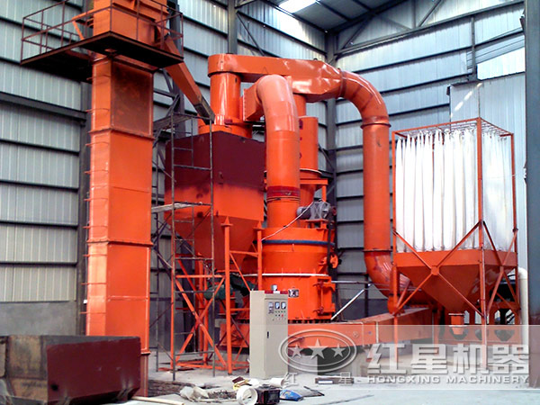 滑石粉加工現(xiàn)場圖片 滑石粉加工現(xiàn)場圖片