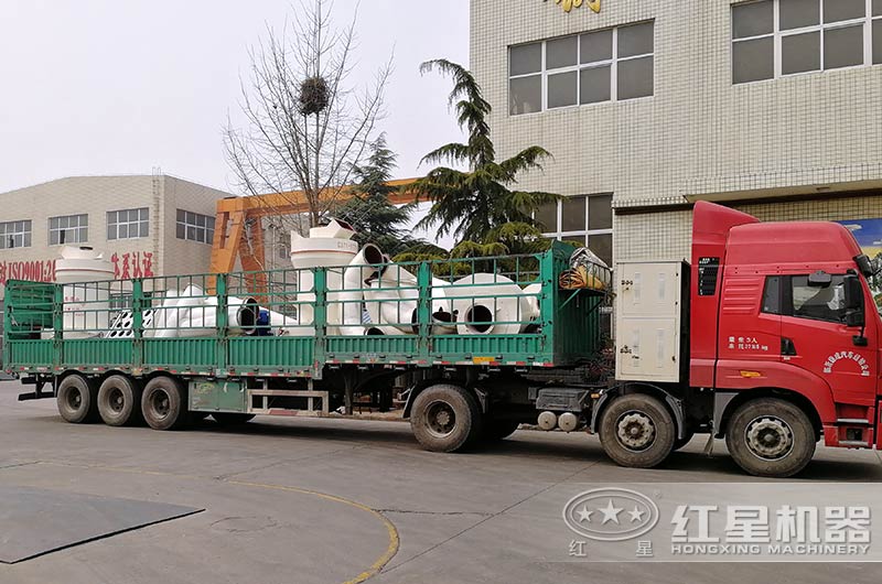 石灰石磨粉生產線設備發貨中 石灰石磨粉生產線設備發貨中