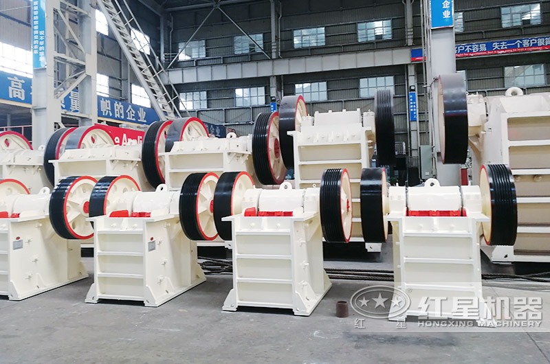 鄂式破碎機 鄂式破碎機