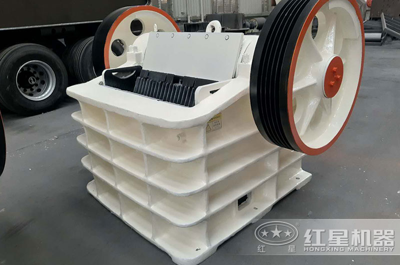 小型鄂破細(xì)碎機(jī) 小型鄂破細(xì)碎機(jī)