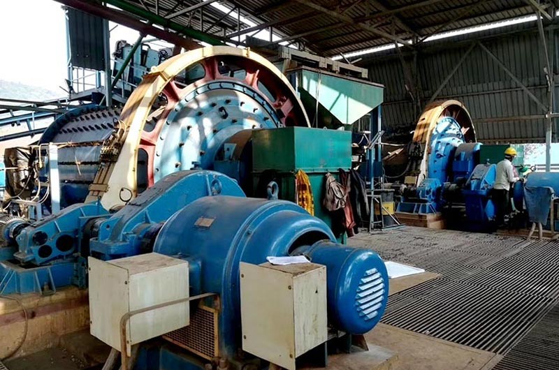 183球磨機作業現場 183球磨機作業現場