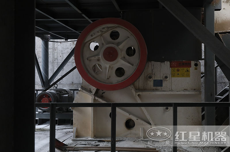 鄂破作業(yè)現(xiàn)場 鄂破作業(yè)現(xiàn)場