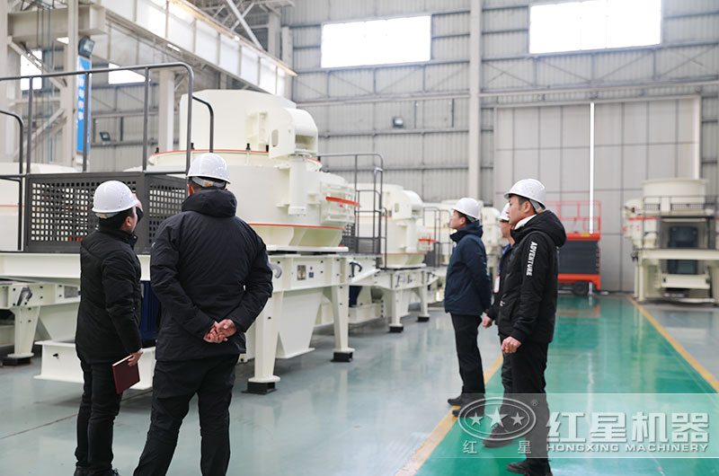 客戶來廠考察砂石生產線設備