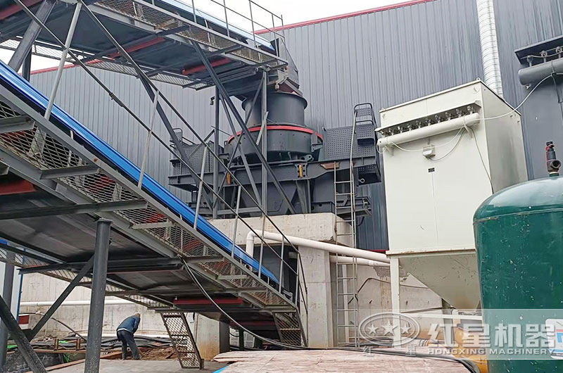 花崗巖制砂加工客戶現(xiàn)場實(shí)拍 花崗巖制砂加工客戶現(xiàn)場實(shí)拍