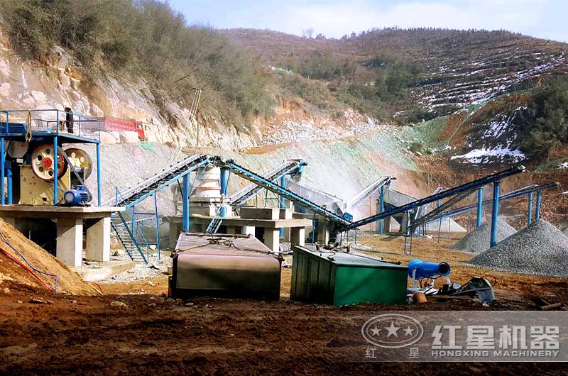 砂石生產(chǎn)線作業(yè)現(xiàn)場(chǎng) 砂石生產(chǎn)線作業(yè)現(xiàn)場(chǎng)