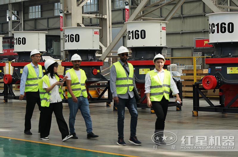 客戶(hù)來(lái)廠(chǎng)考察設(shè)備 客戶(hù)來(lái)廠(chǎng)考察設(shè)備